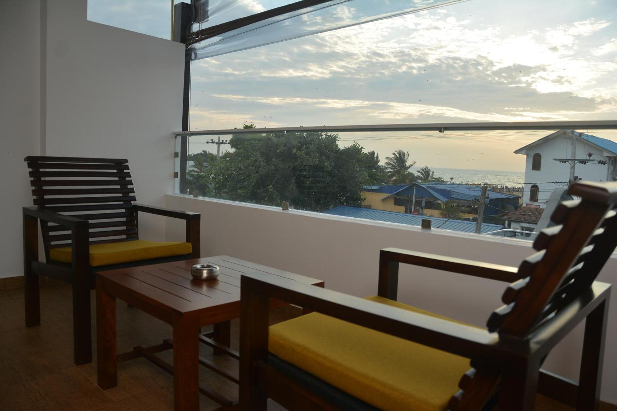 Beach Corridor Hotel & Spa With Free Airport Shuttle Negombo Exterior photo