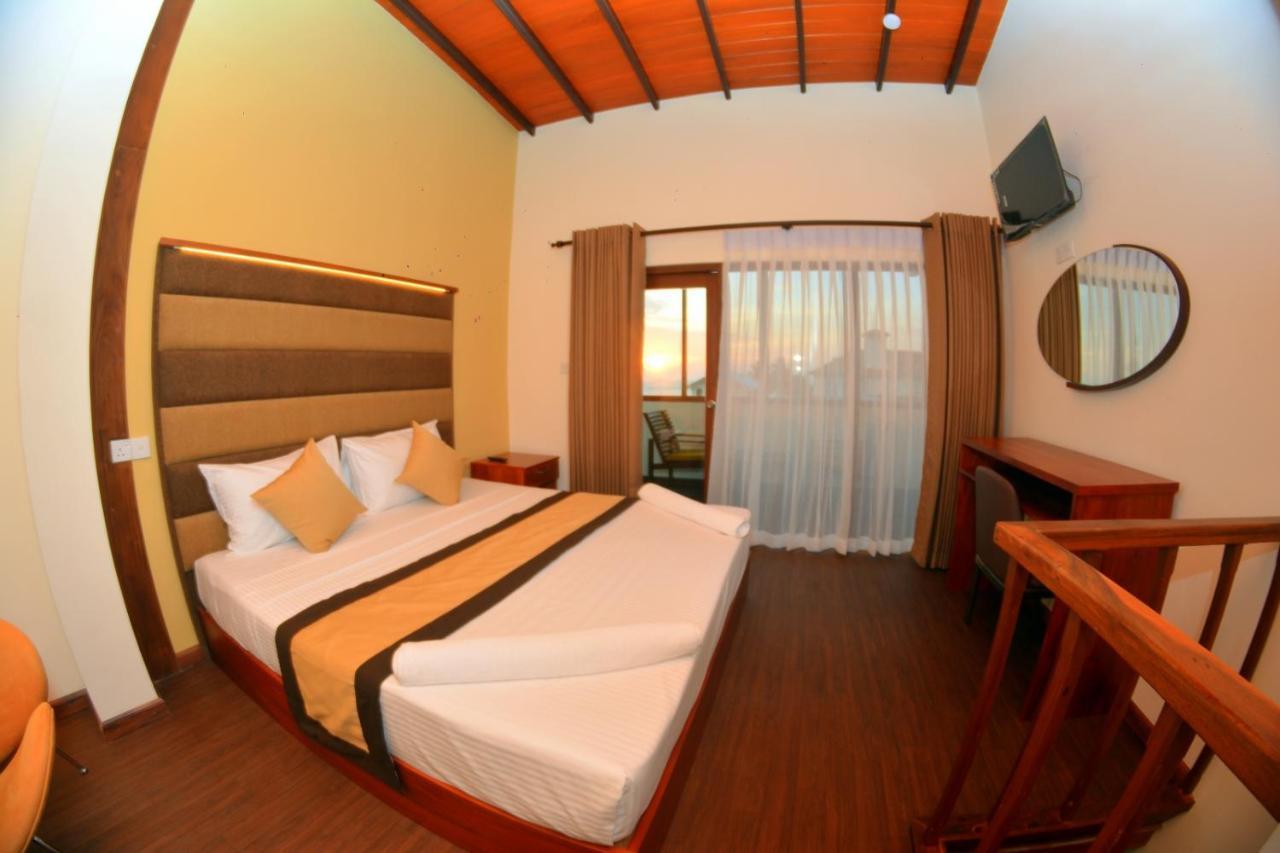 Beach Corridor Hotel & Spa With Free Airport Shuttle Negombo Exterior photo