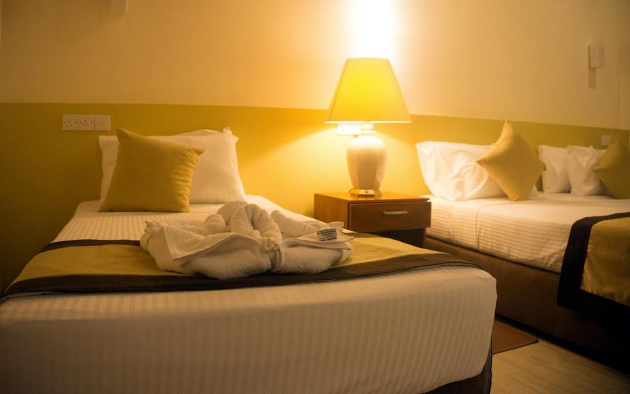 Beach Corridor Hotel & Spa With Free Airport Shuttle Negombo Exterior photo