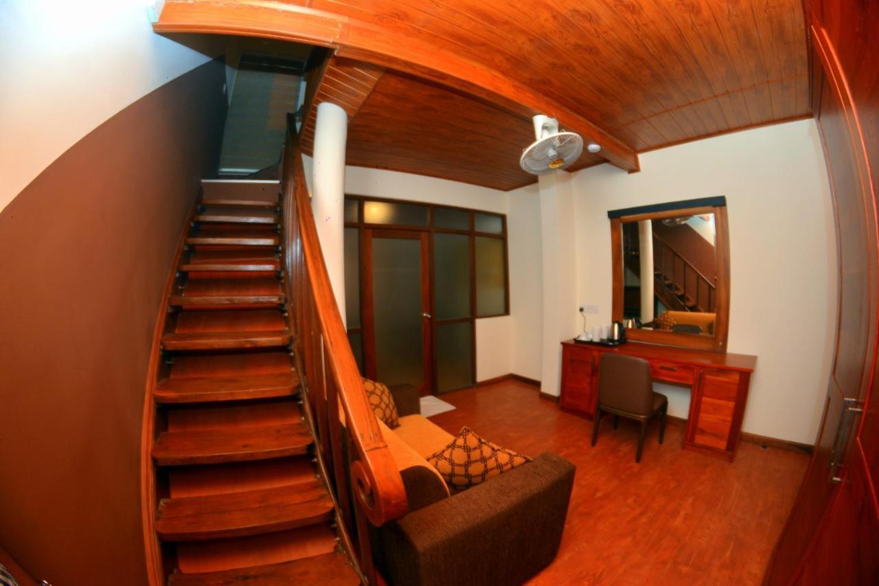 Beach Corridor Hotel & Spa With Free Airport Shuttle Negombo Exterior photo