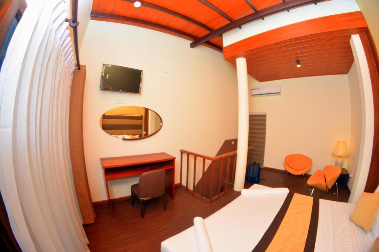 Beach Corridor Hotel & Spa With Free Airport Shuttle Negombo Exterior photo