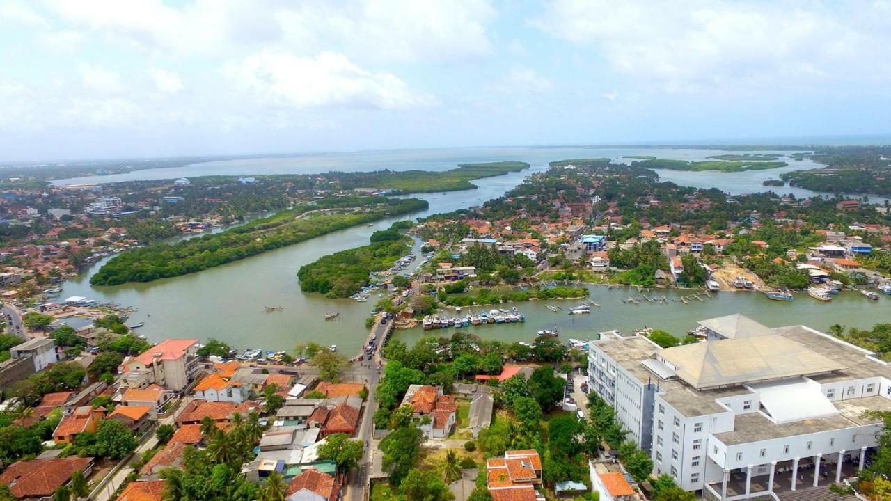 Beach Corridor Hotel & Spa With Free Airport Shuttle Negombo Exterior photo